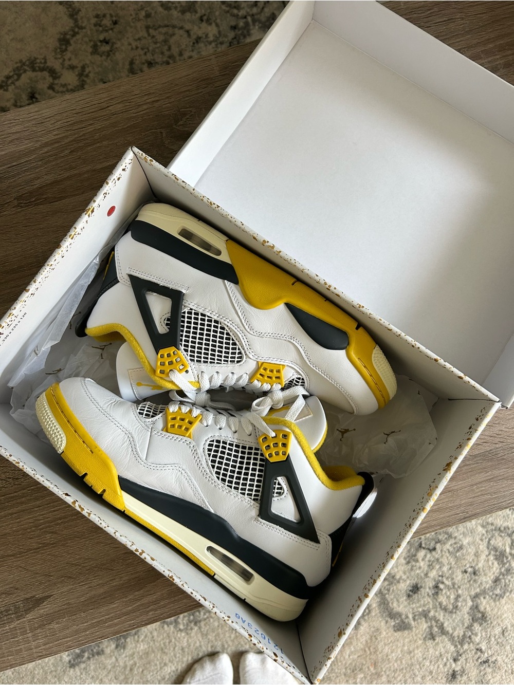 Jordan 4 Retro